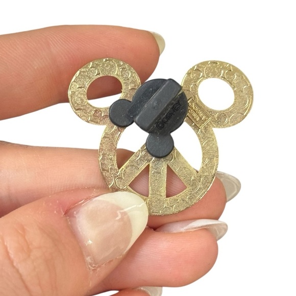 Disney Neon Green Peace Sign Mickey Mouse Head Pin - Picture 2 of 3
